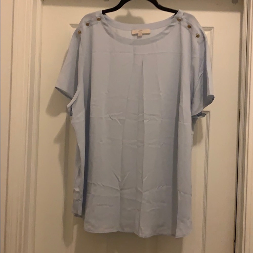 NWT Loft Shortsleeved Blue Blouse w/button detail